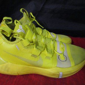 Nike Kobe Exodus Basketball Shoes Size 7.5